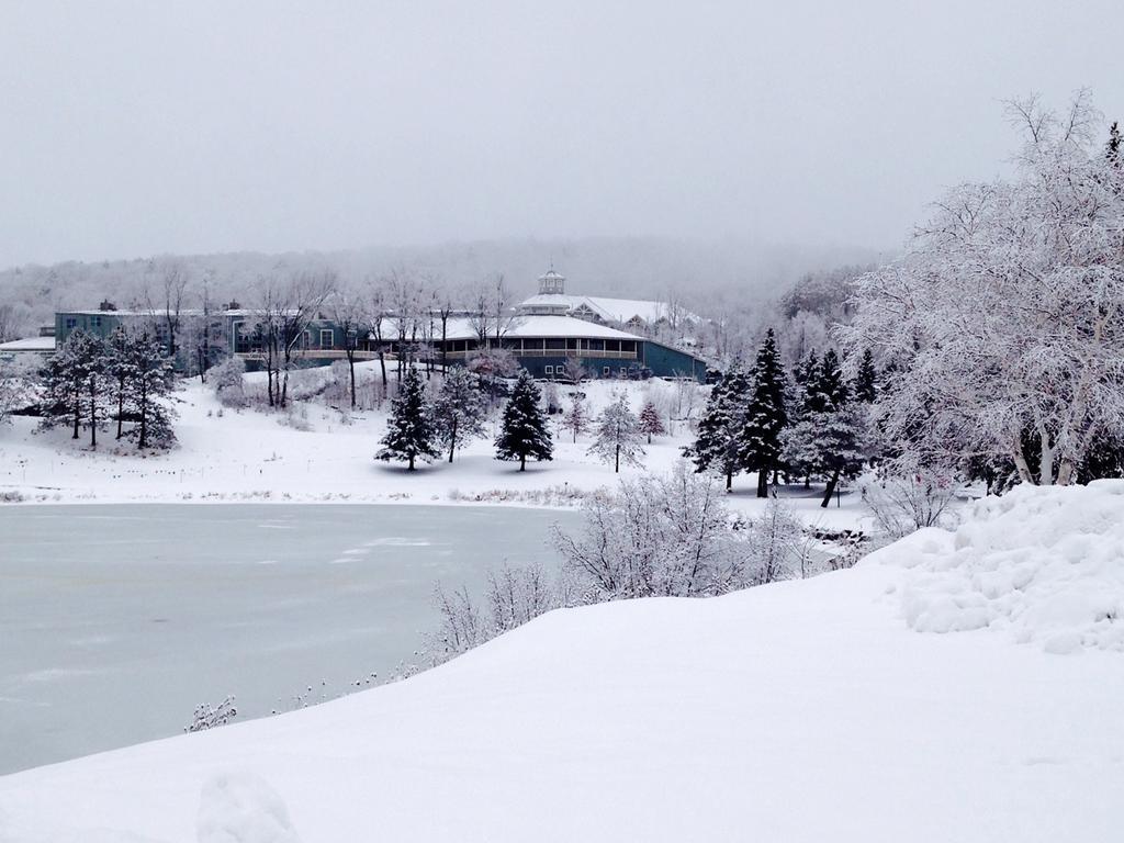 Deerhurst Resort Χάντσβιλ Εξωτερικό φωτογραφία